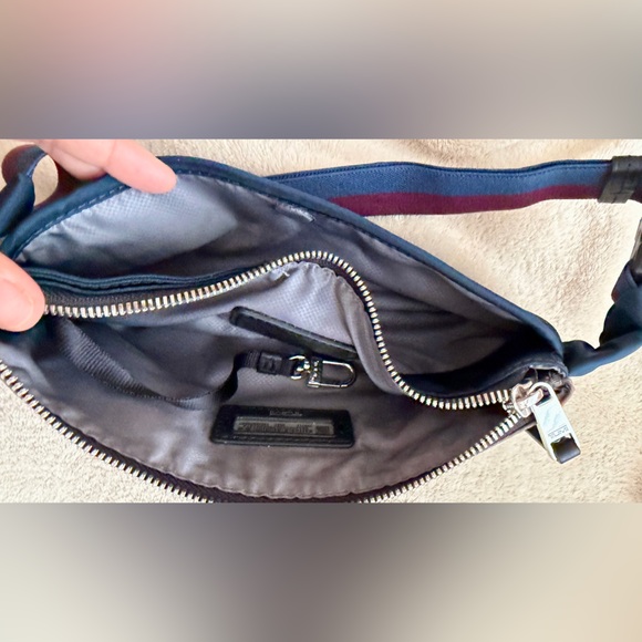 Super Cute Authentic Tumi Multicolor Belt Bag - Picture 2 of 2